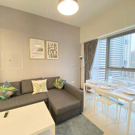 Lux Bnb Bellevue Tower Downtown Appartement Dubai Buitenkant foto
